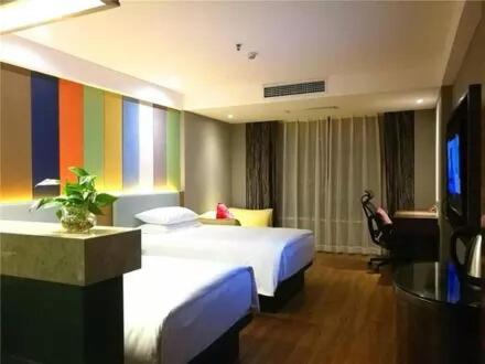 The Posh Hotel 난창 외부 사진